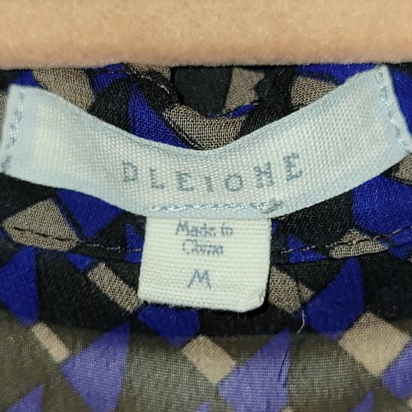 Pleione Blue Multicolor Geometric V Neck Long Sleeve Tunic Blouse Women Size M - Picture 3 of 9